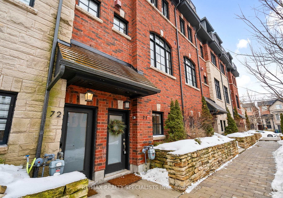 elder-avenue-etobicoke-ontario-w12841568