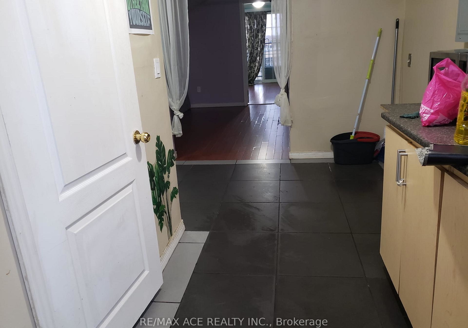 7098-goreway-drive-mississauga-ontario-w12841946