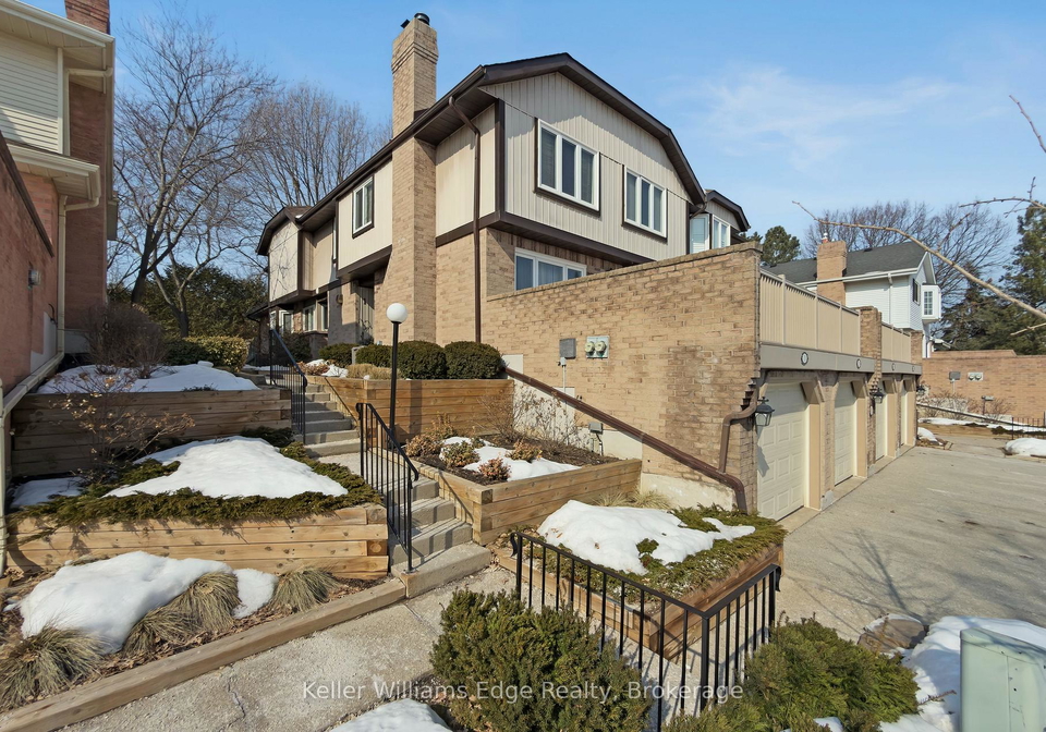 1511-upper-middle-road-burlington-ontario-w12842052