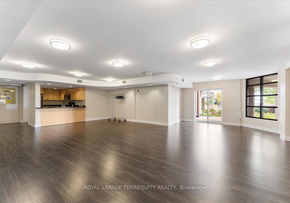 3070-rotary-way-burlington-ontario-w12842174