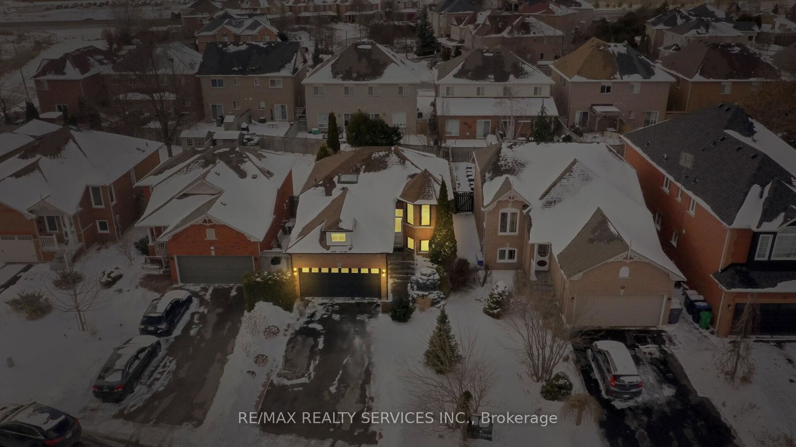8-bradwick-court-caledon-ontario-w12842406