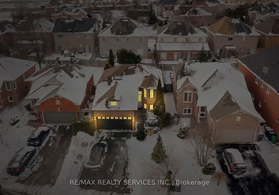 8-bradwick-court-caledon-ontario-w12842406