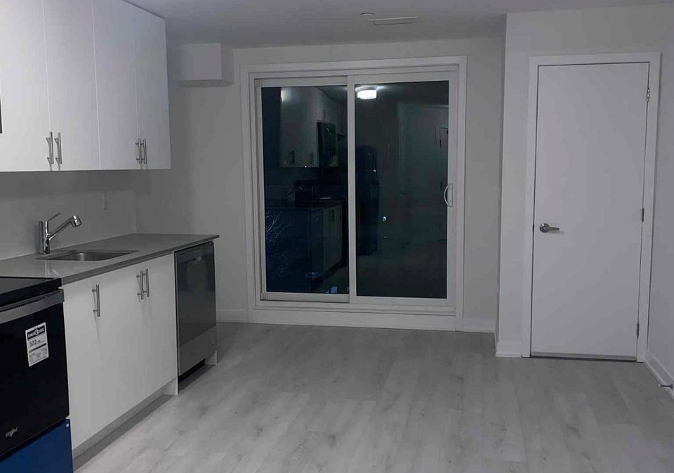 3401-ridgeway-drive-mississauga-ontario-w12842486