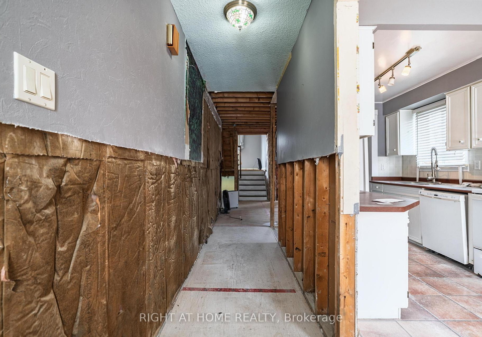 5-simmons-boulevard-brampton-ontario-w12842746