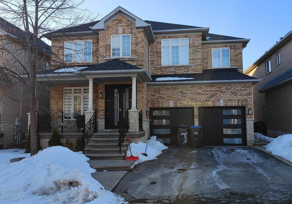 18-rathmore-street-brampton-ontario-w12843042