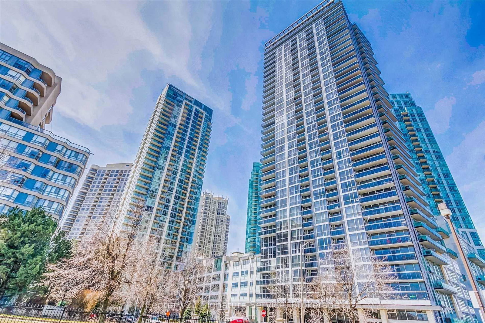 223-webb-drive-mississauga-ontario-w12843312