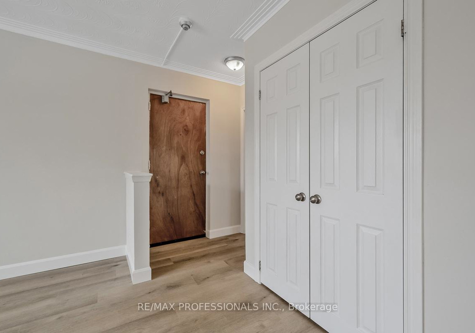 32-heman-street-etobicoke-ontario-w12843398
