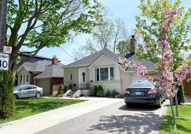 133-meadowvale-drive-etobicoke-ontario-w12843810