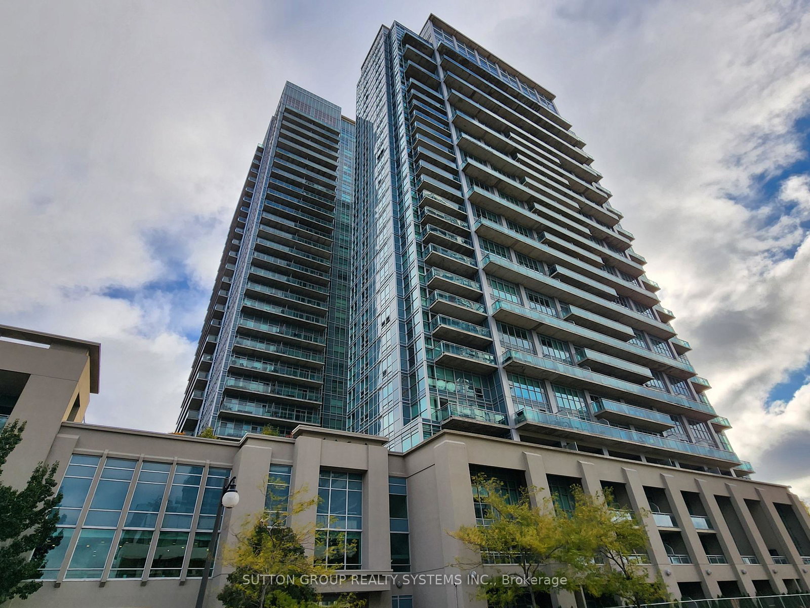 155-legion-road-n-etobicoke-ontario-w12844066