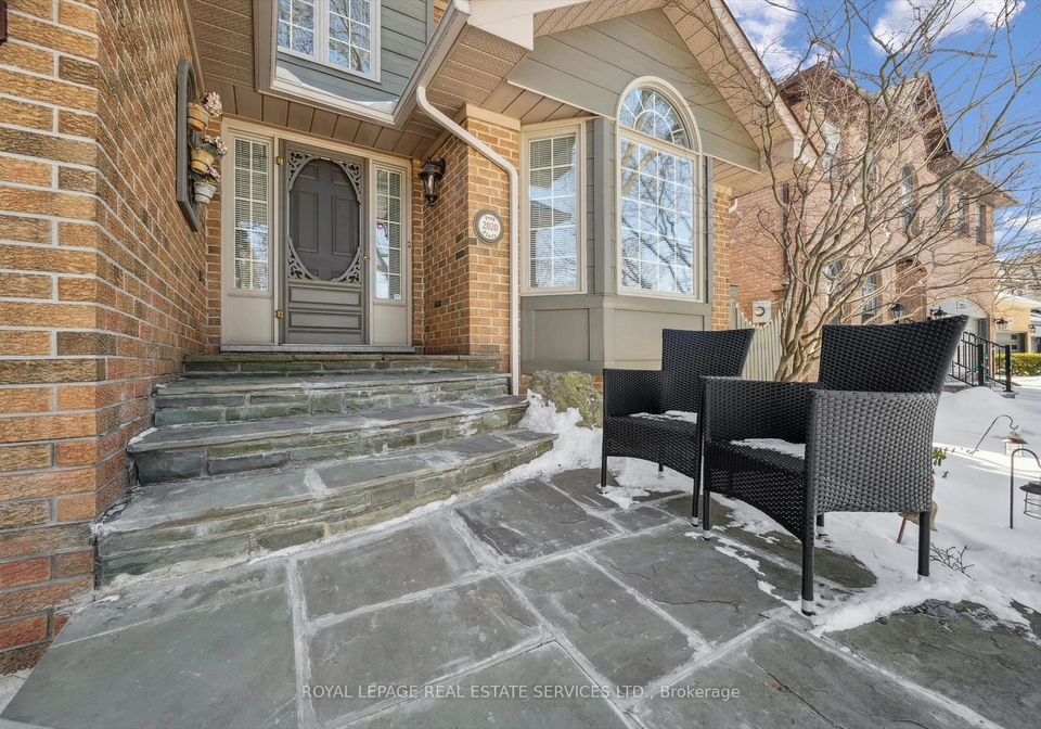 2020-peak-place-oakville-ontario-w12844096