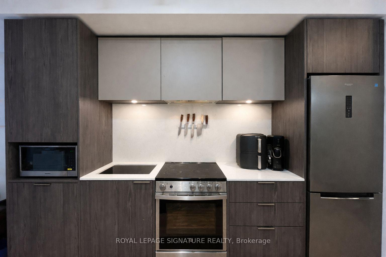 70-annie-craig-drive-etobicoke-ontario-w12844304