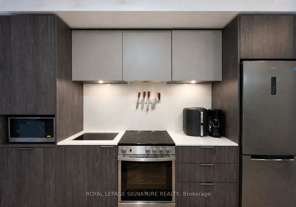 70-annie-craig-drive-etobicoke-ontario-w12844304