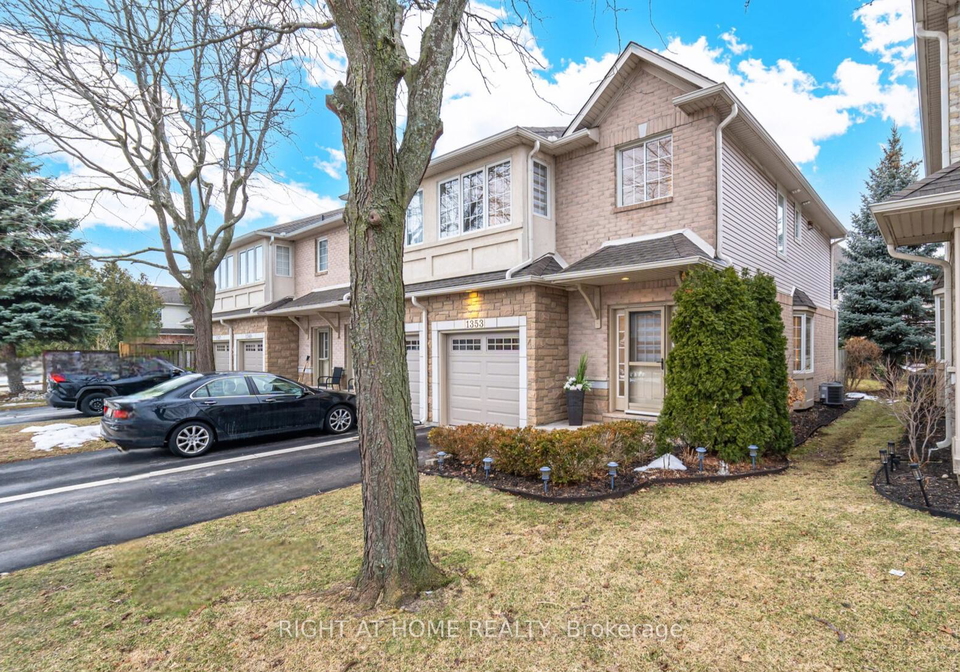 stephenson-drive-burlington-ontario-w12844598