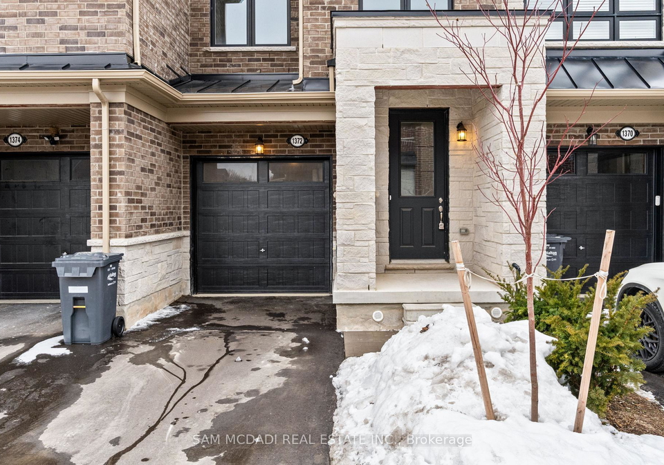 1372-blueprint-common-burlington-ontario-w12845010