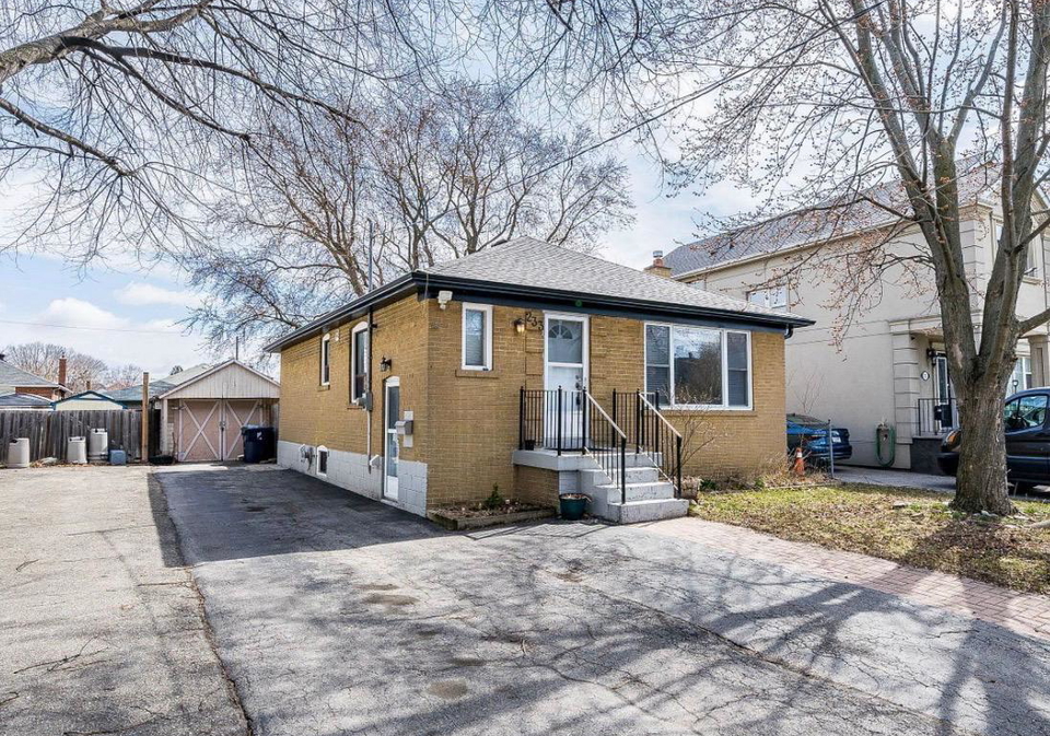 233-beta-street-etobicoke-ontario-w12845088