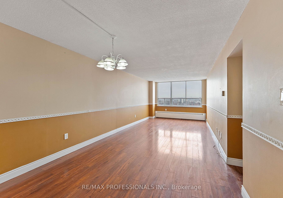 390-dixon-road-etobicoke-ontario-w12845260