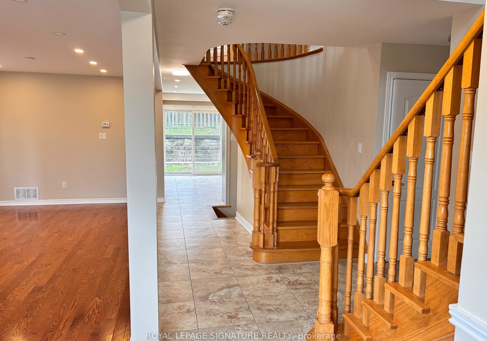 5503-landsborough-avenue-mississauga-ontario-w12845374