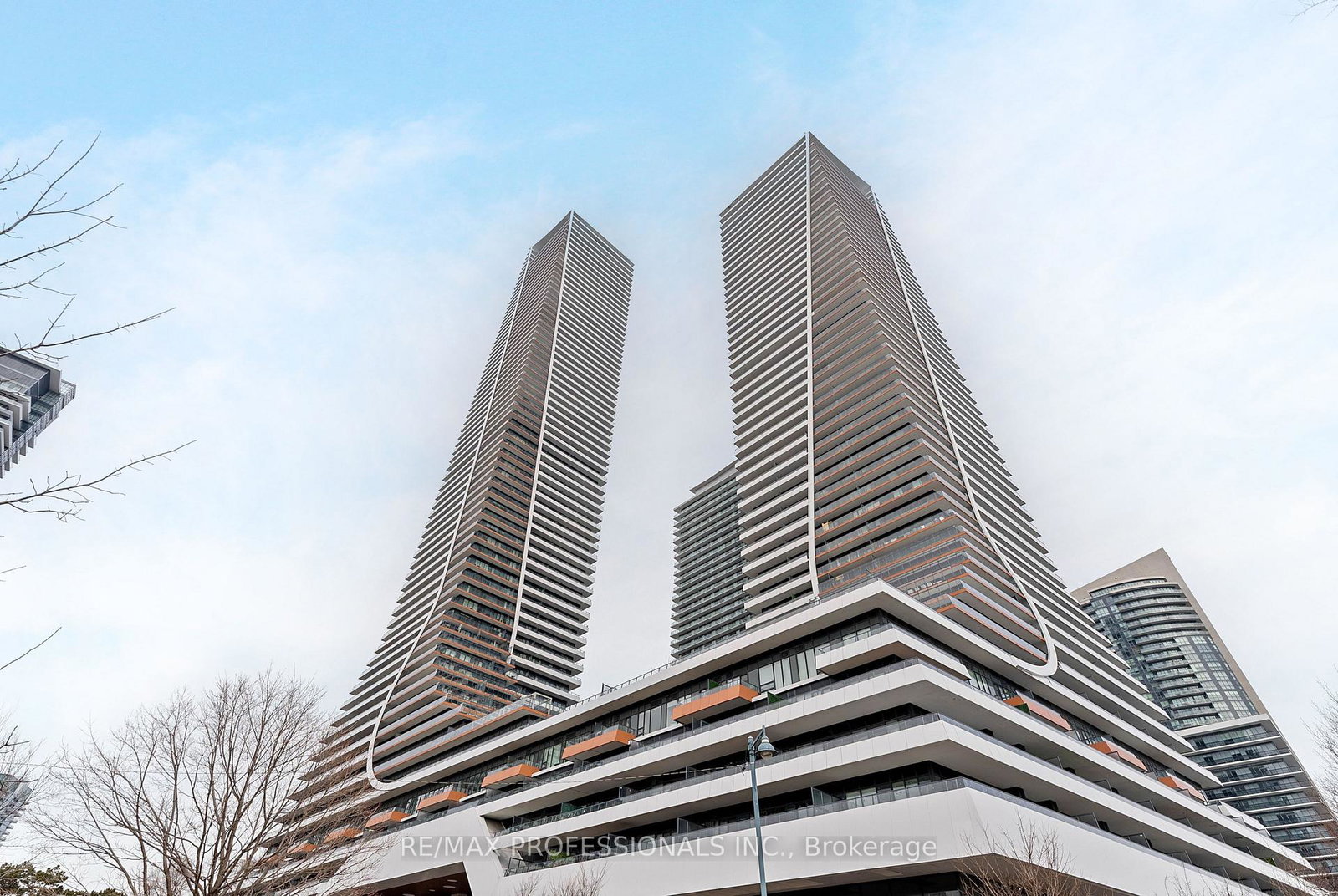 30-shore-breeze-drive-etobicoke-ontario-w12845606