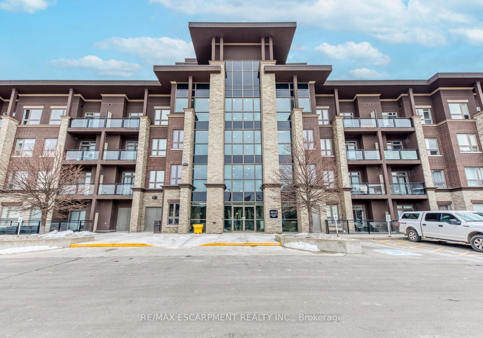 5010-corporate-drive-burlington-ontario-w12845614