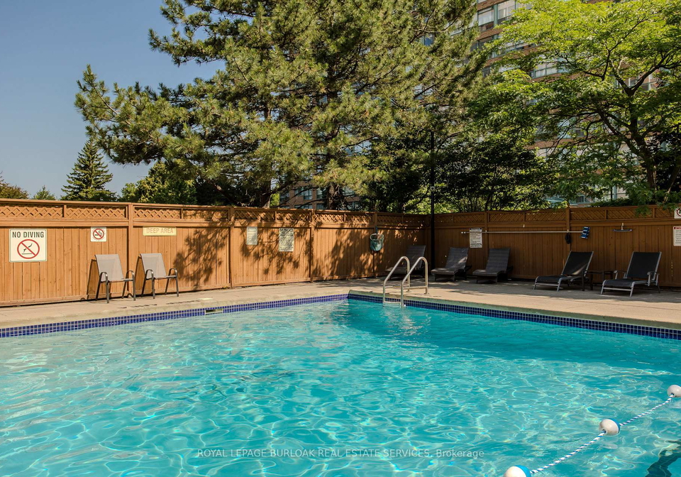 1276-maple-crossing-boulevard-burlington-ontario-w12845692