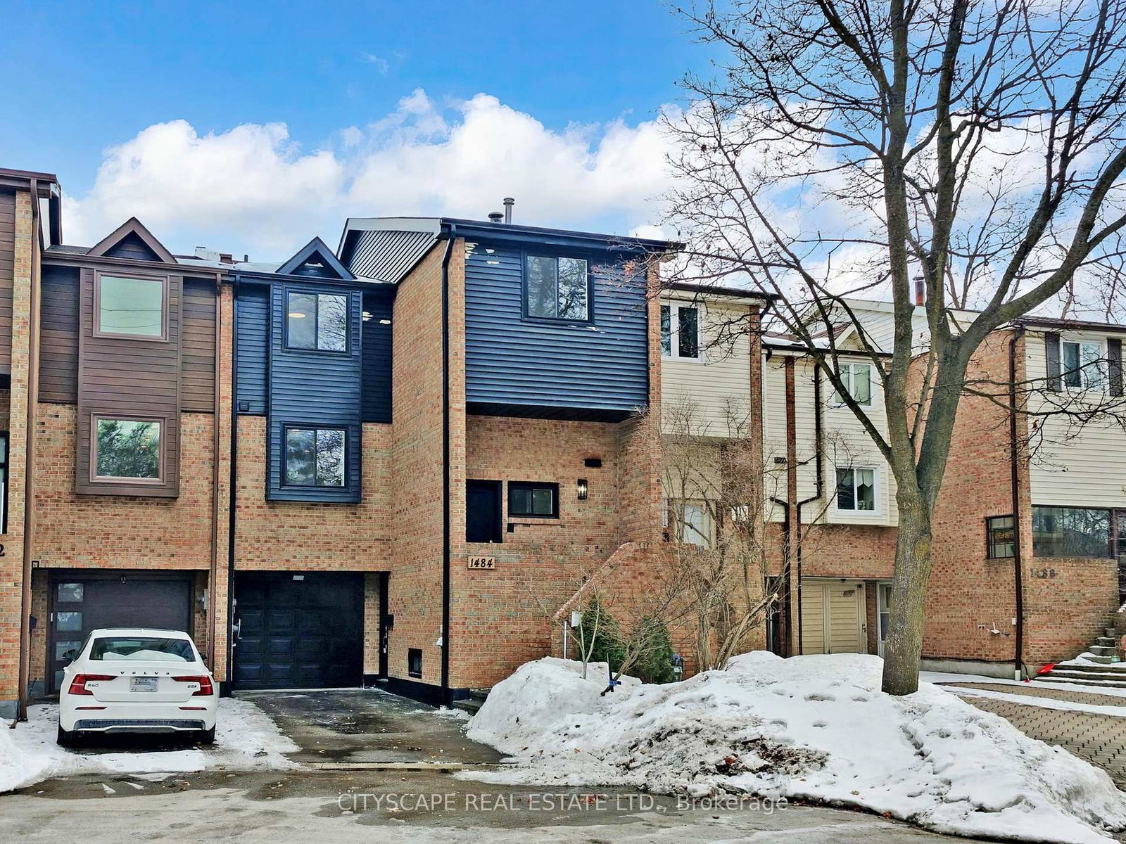 1484-credit-woodlands-court-mississauga-ontario-w12845816