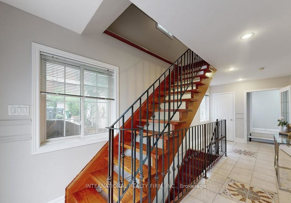 6-english-street-brampton-ontario-w12845886