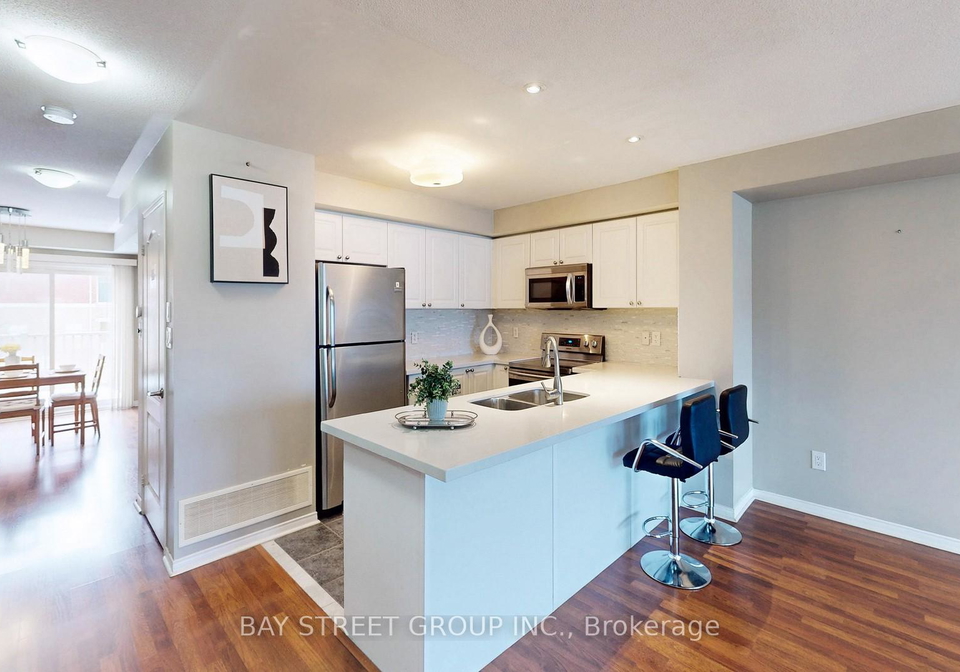 3975-eglinton-avenue-w-mississauga-ontario-w12845892