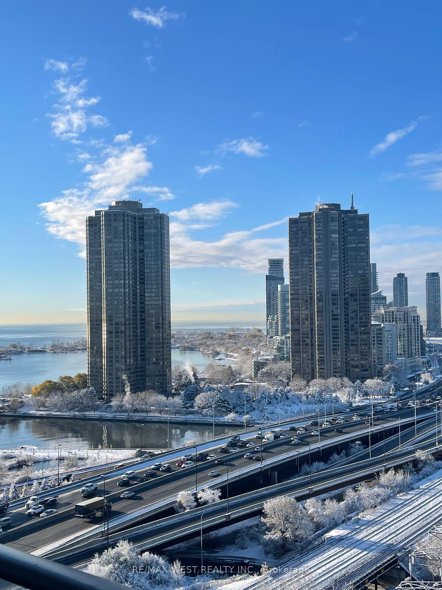 105-the-queensway-avenue-w-toronto-ontario-w12846016