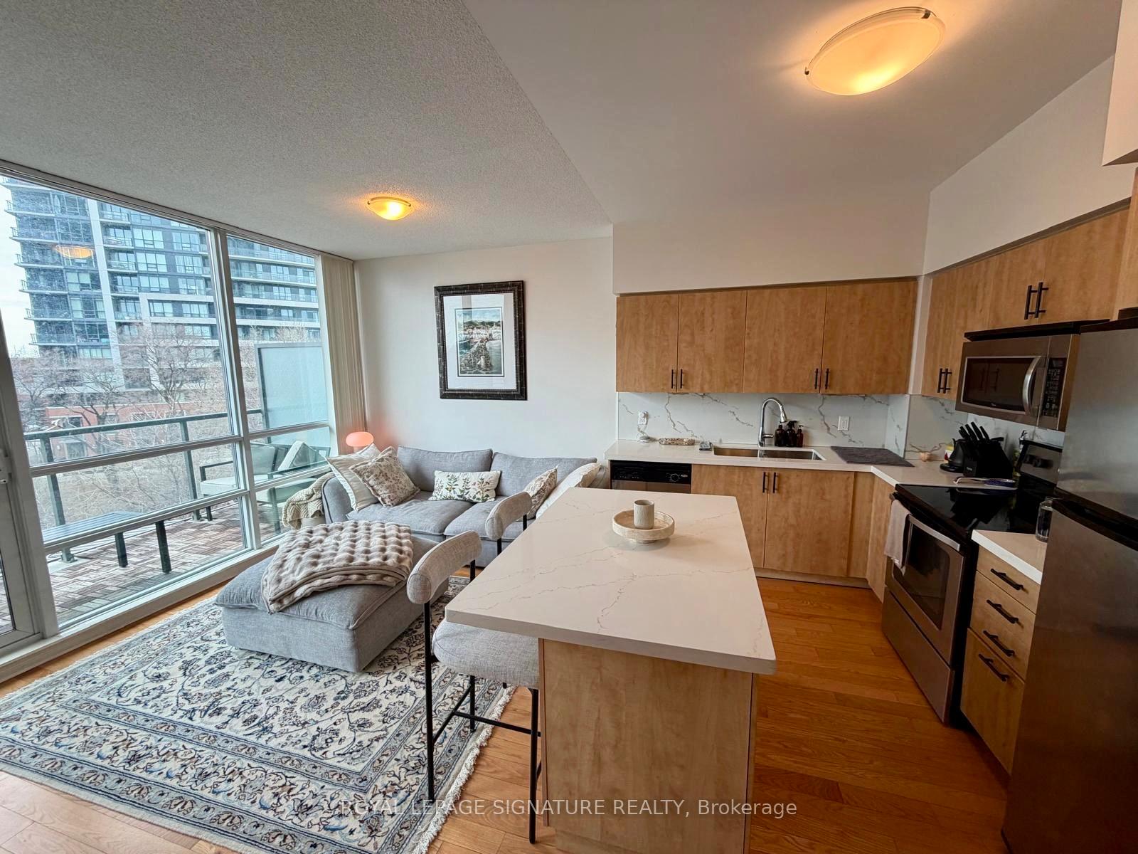 2230-lakeshore-boulevard-w-etobicoke-ontario-w12846332