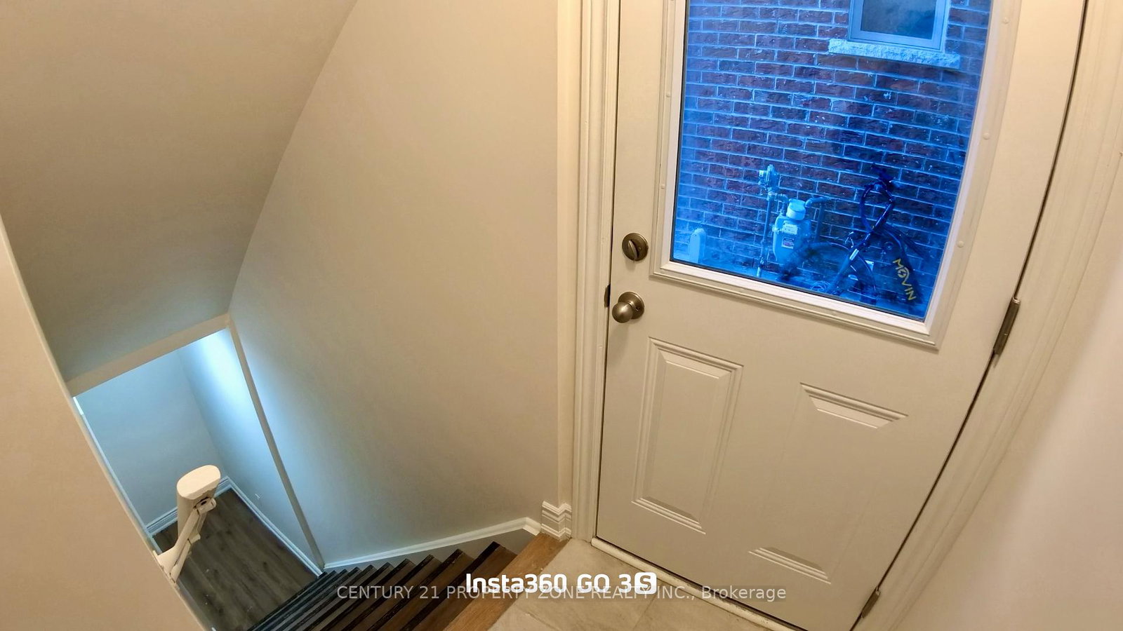 13-junior-road-brampton-ontario-w12846340