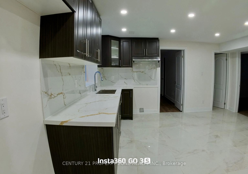 13-junior-road-brampton-ontario-w12846340