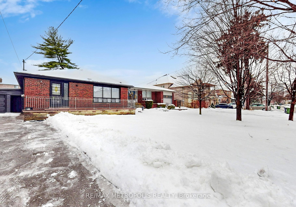 20-knox-avenue-york-ontario-w12846660
