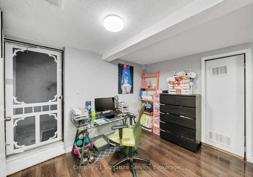 144-voltarie-crescent-mississauga-ontario-w12847012