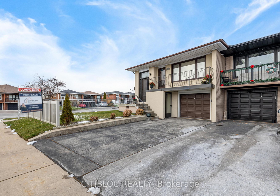 62-paradelle-crescent-york-ontario-w12847762