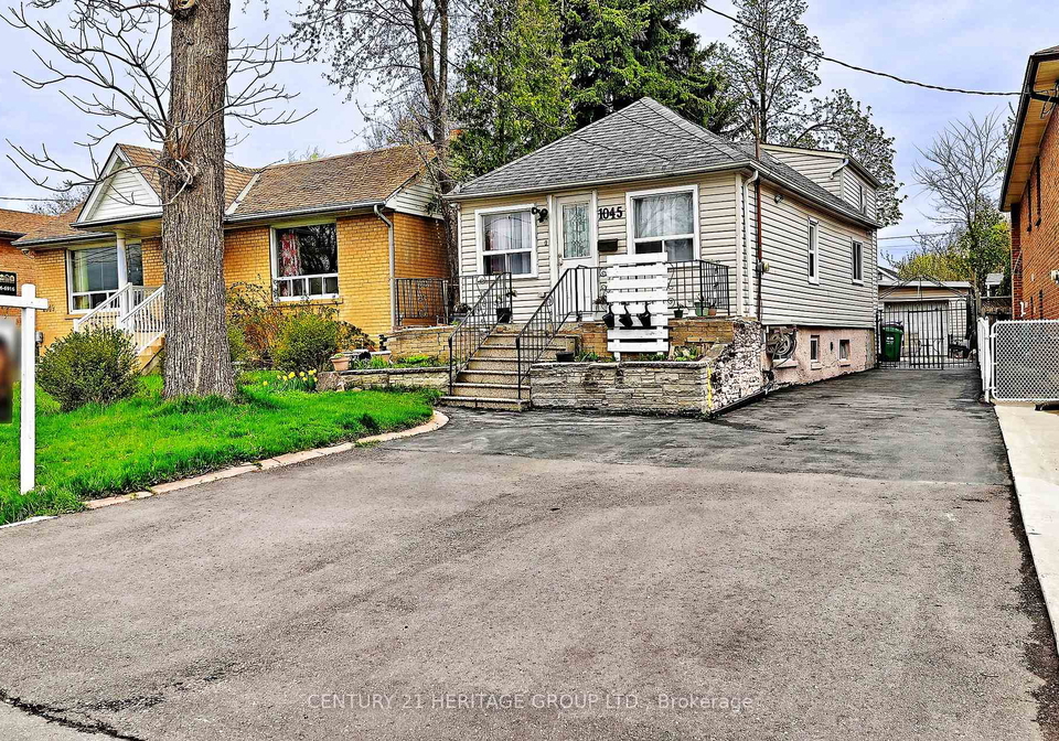 1045-east-avenue-mississauga-ontario-w12847900