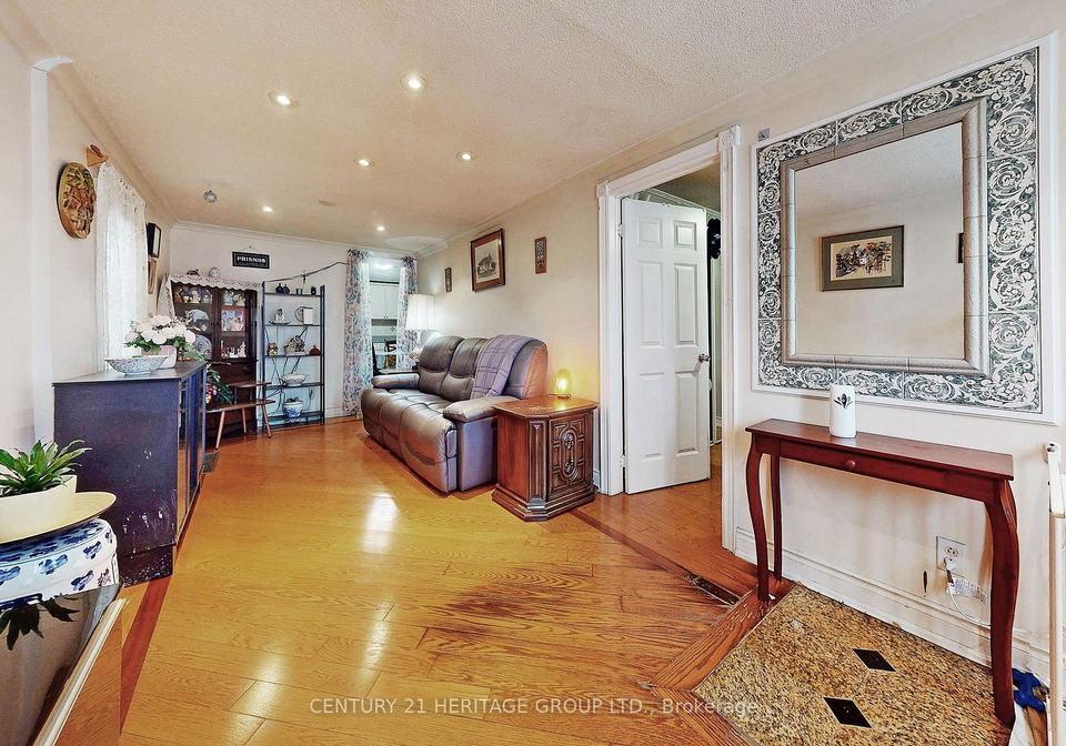 1045-east-avenue-mississauga-ontario-w12847900