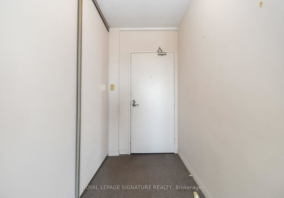 1359-white-oaks-boulevard-oakville-ontario-w12847908