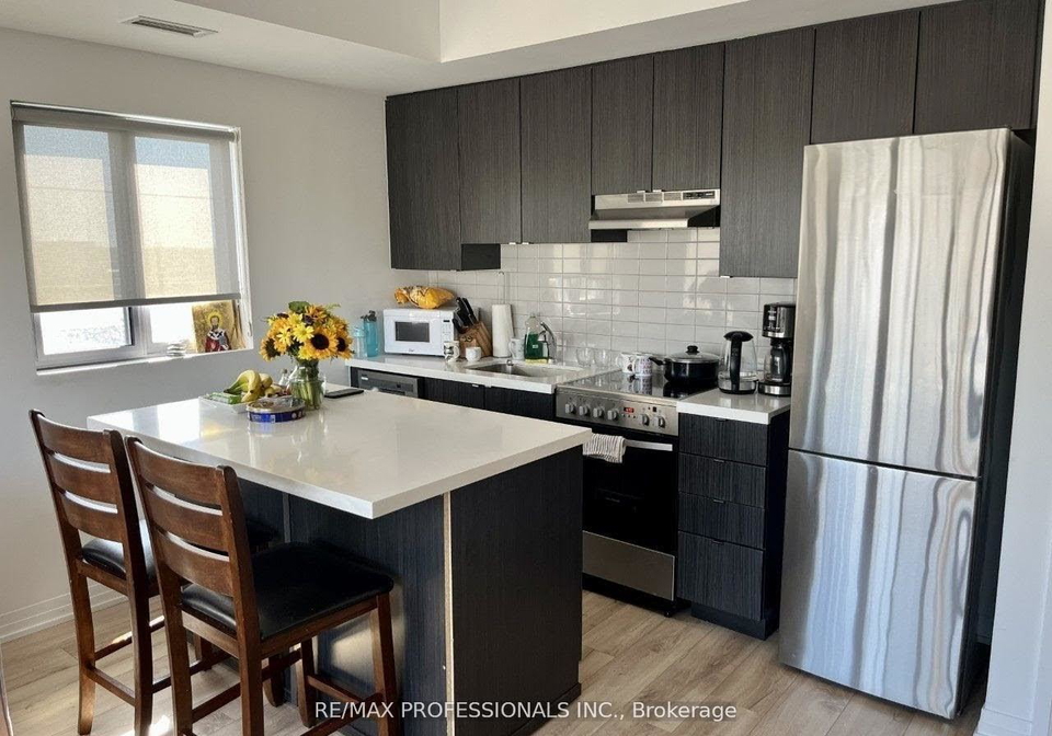 408-browns-line-e-etobicoke-ontario-w12848014