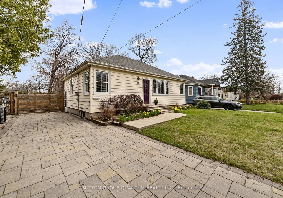 407-queen-mary-drive-oakville-ontario-w12848054