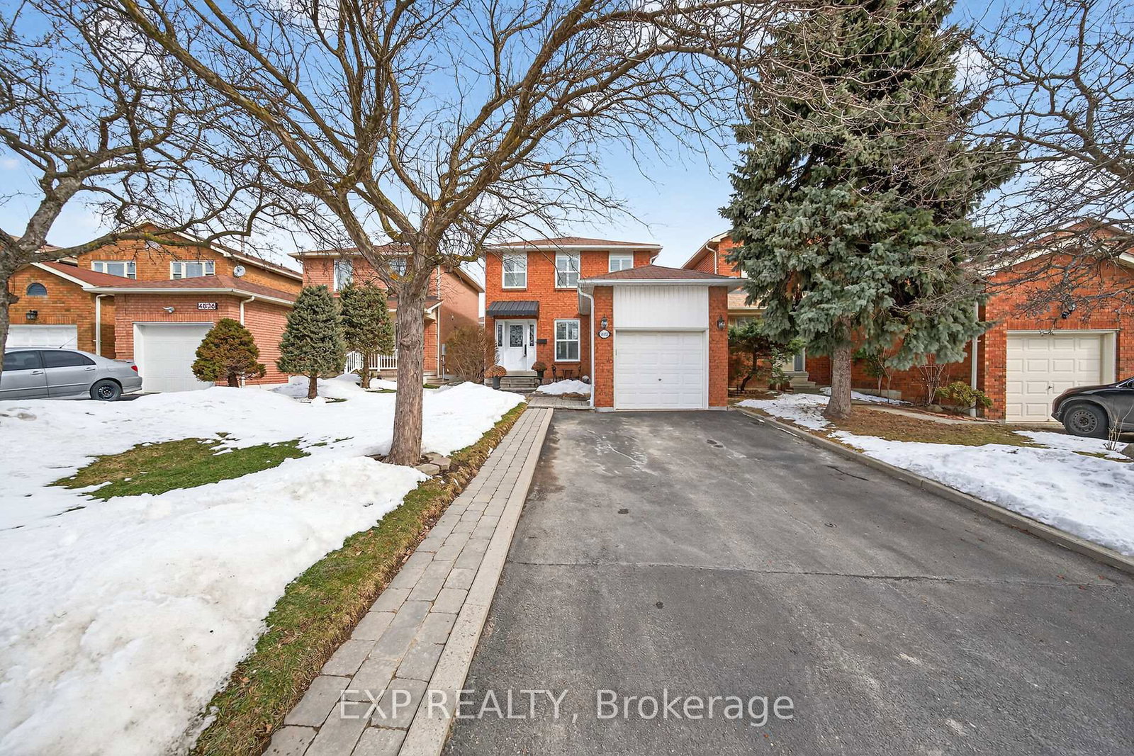 4840-full-moon-circle-mississauga-ontario-w12848348