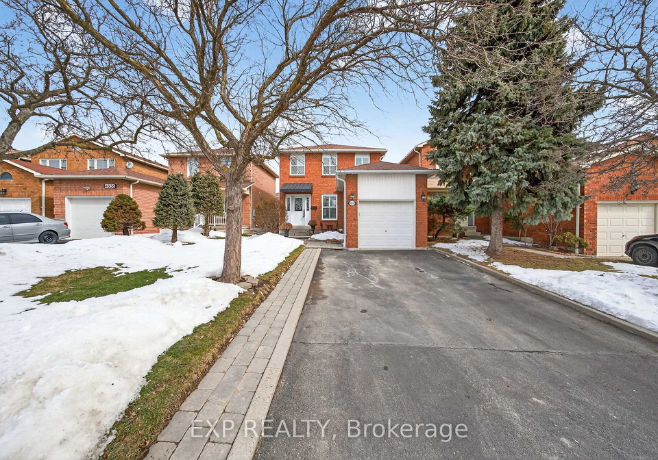 4840-full-moon-circle-mississauga-ontario-w12848348