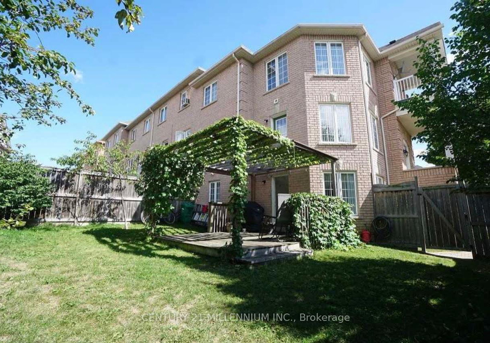 23-pefferlaw-circle-brampton-ontario-w12848708