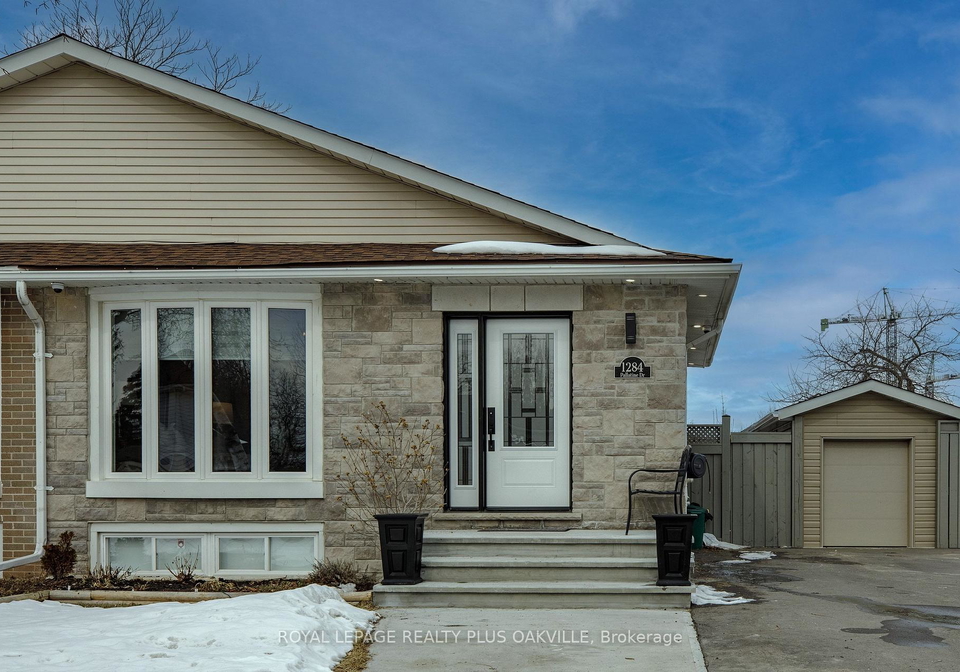 1284-pallatine-drive-oakville-ontario-w12849024