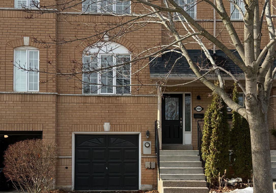 2494-gill-crescent-oakville-ontario-w12849192