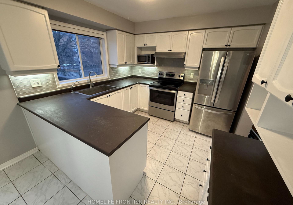 2494-gill-crescent-oakville-ontario-w12849192