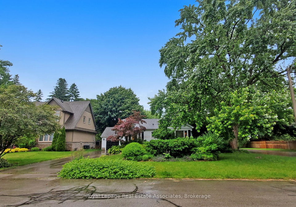 925-kingsway-drive-burlington-ontario-w12849376