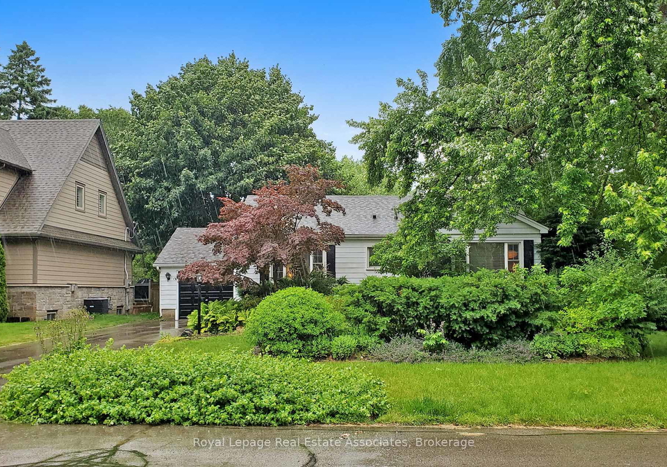 925-kingsway-drive-burlington-ontario-w12849376
