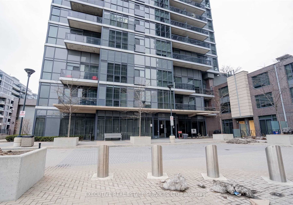 9-valhalla-inn-road-etobicoke-ontario-w12849446