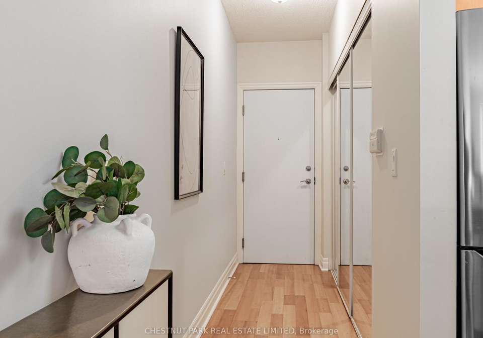 2119-lake-shore-boulevard-w-etobicoke-ontario-w12849530