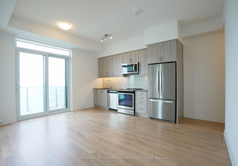 8-nahani-way-mississauga-ontario-w12849876